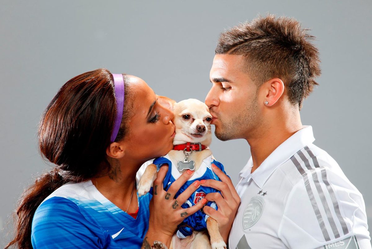 sydney-leroux-X159570_TK4_2068.jpg